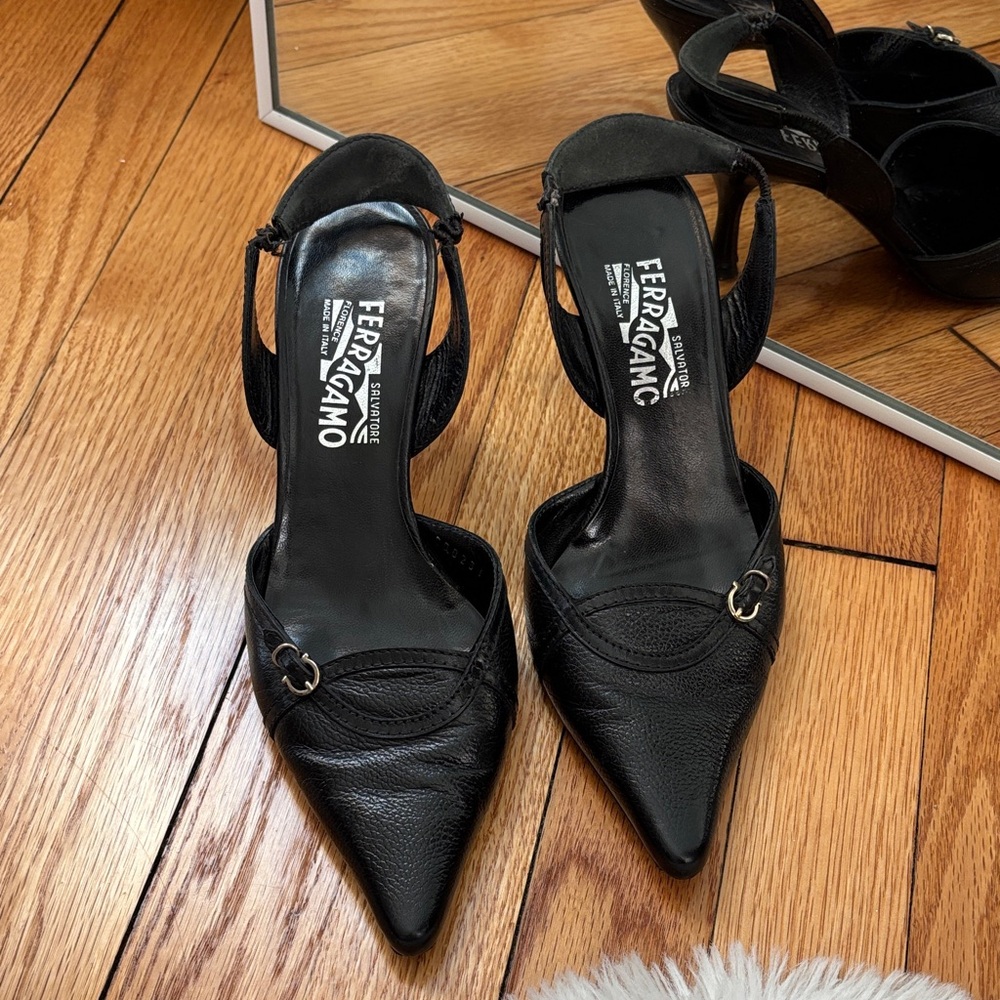 Ferragamo heels 38